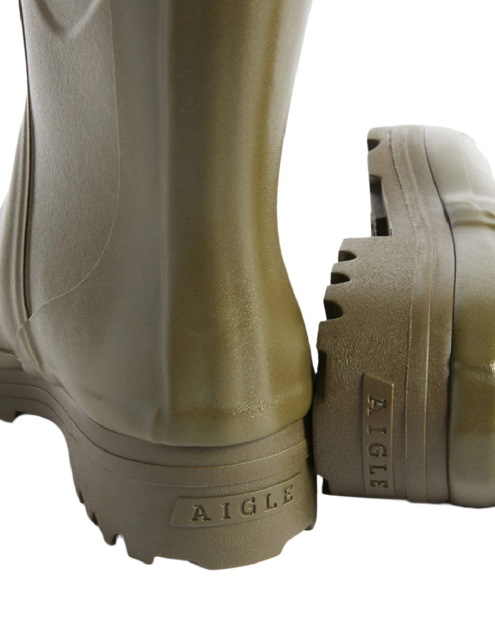 Khaki coloured Aigle Chambord Pro 2 Wellington Boots on white background #colour_khaki