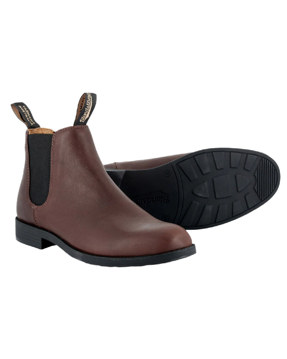 Chestnut Brown coloured Blundstone 1900 Chestnut Brown Dress Boots on white background #colour_chestnut-brown