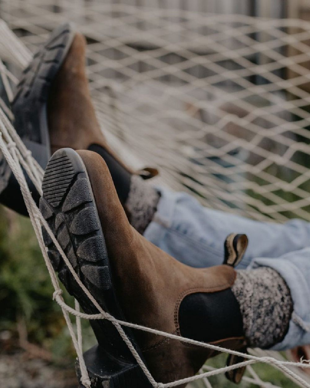 Antique Brown coloured Blundstone Womens 1673 Chelsea Boots on hammock background #colour_antique-brown