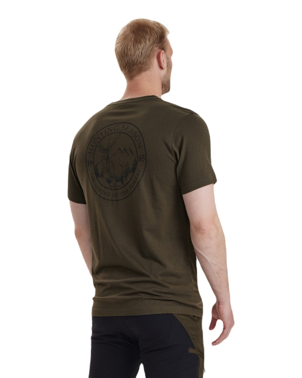 Adventure Green coloured Deerhunter Easton T-Shirt on white background #colour_adventure-green