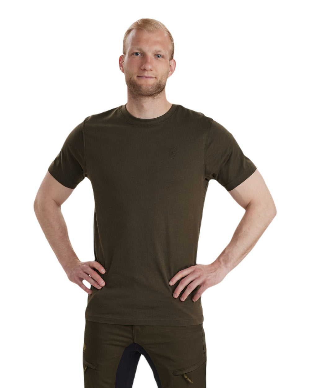 Adventure Green coloured Deerhunter Easton T-Shirt on white background #colour_adventure-green