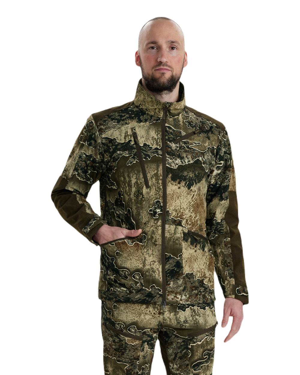 Realtree Excape coloured Deerhunter Excape Light Jacket on white background #colour_realtree-excape
