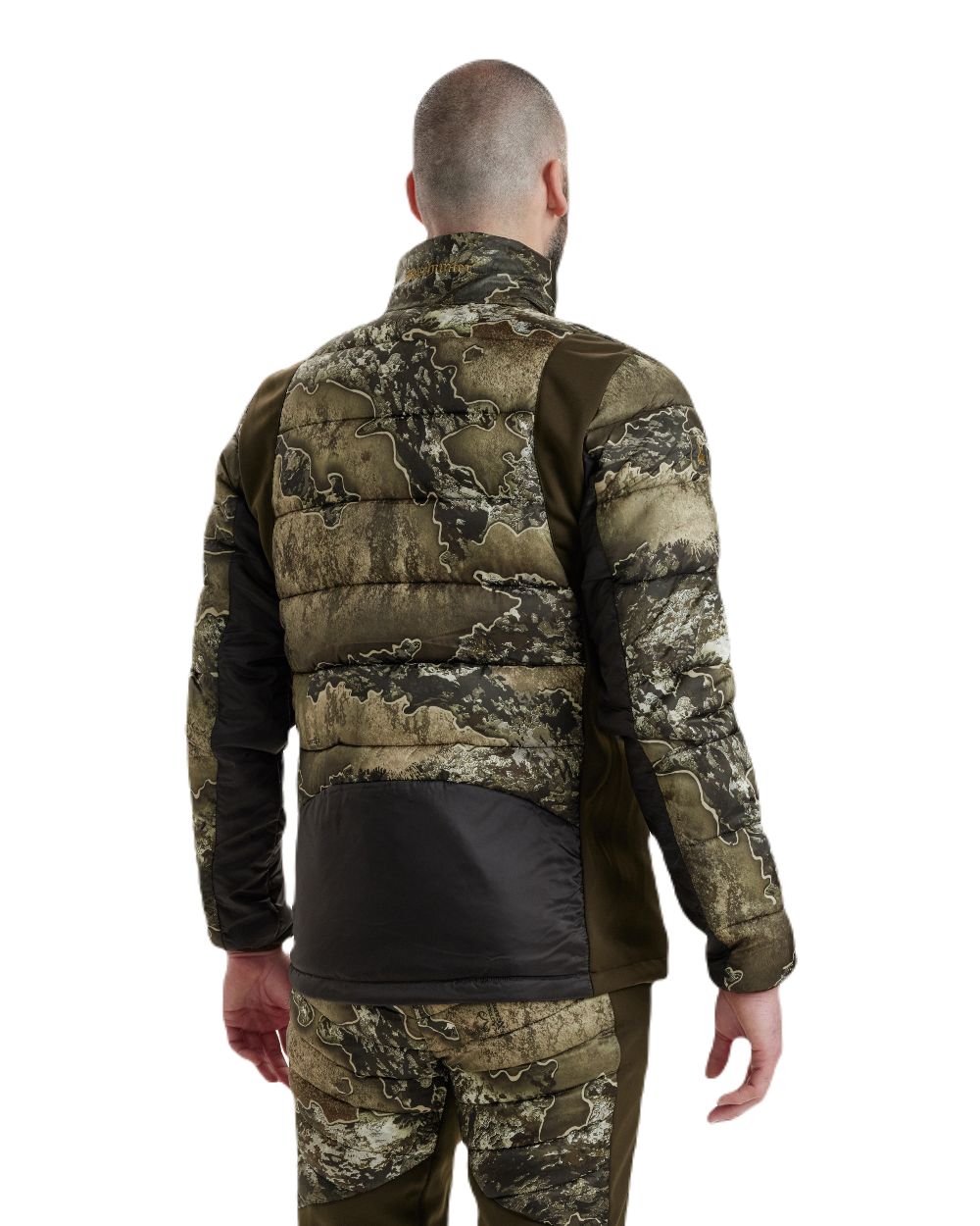 Realtree Excape coloured Deerhunter Excape Quilted Jacket on white background #colour_realtree-excape