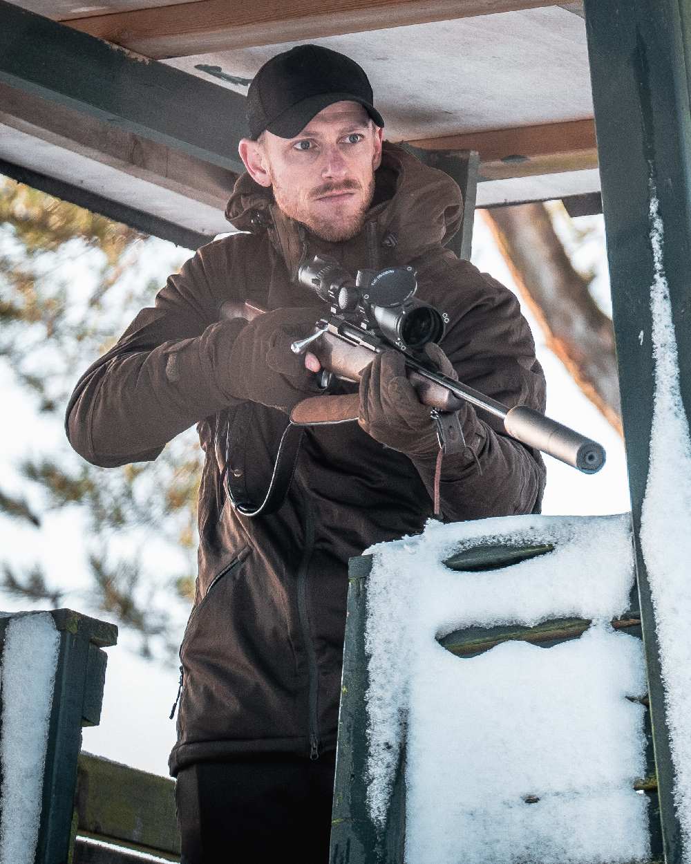 Art Green coloured Deerhunter Excape Winter Gloves on snow background #colour_art-green