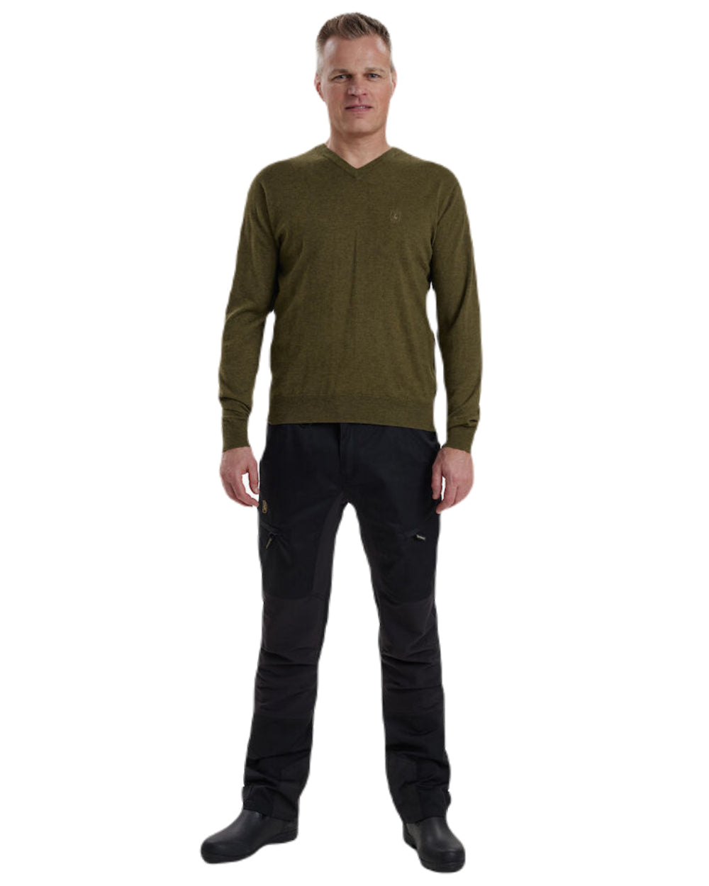 Cypress coloured Deerhunter Kingston Knit V-Neck Jumper on white background #colour_cypress