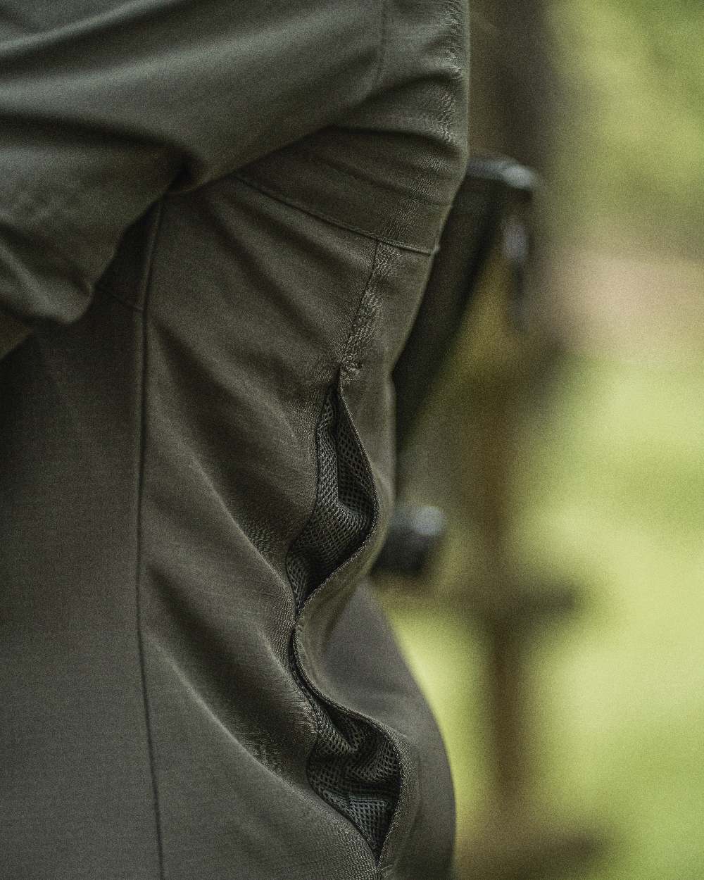 Forest Green coloured Deerhunter Lady Canopy Shirt on blurry background #colour_forest-green