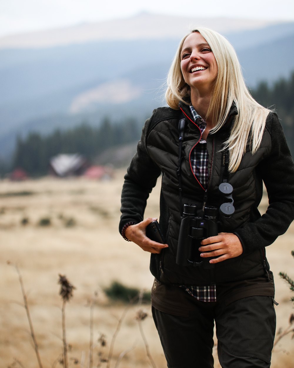Timber Coloured Deerhunter Lady Caroline Padded Jacket on blurry background #colour_timber