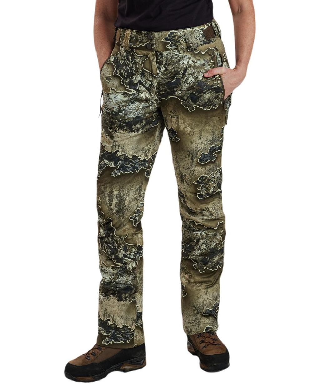 Realtree Excape coloured Deerhunter Lady Excape Winter Trousers on white background #colour_realtree-excape