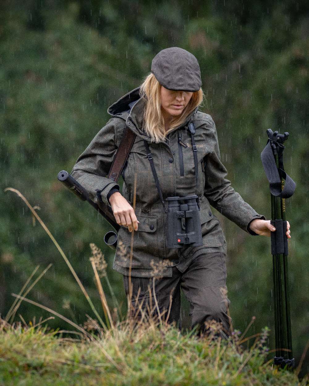 Turf Coloured Deerhunter Lady Gabby Jacket on blurry background #colour_turf