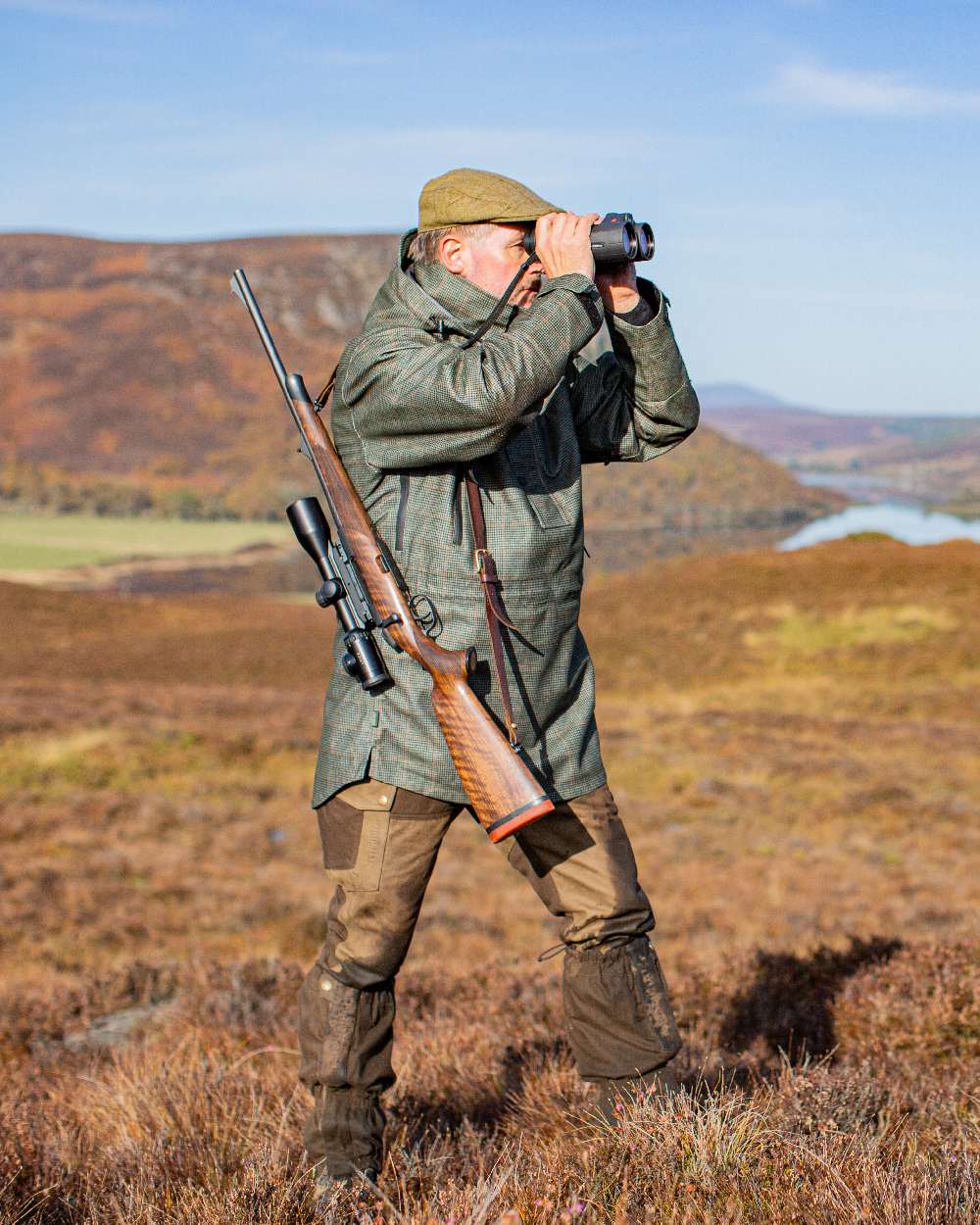 Turf Coloured Deerhunter PRO Gamekeeper Smock on mountain background #colour_turf