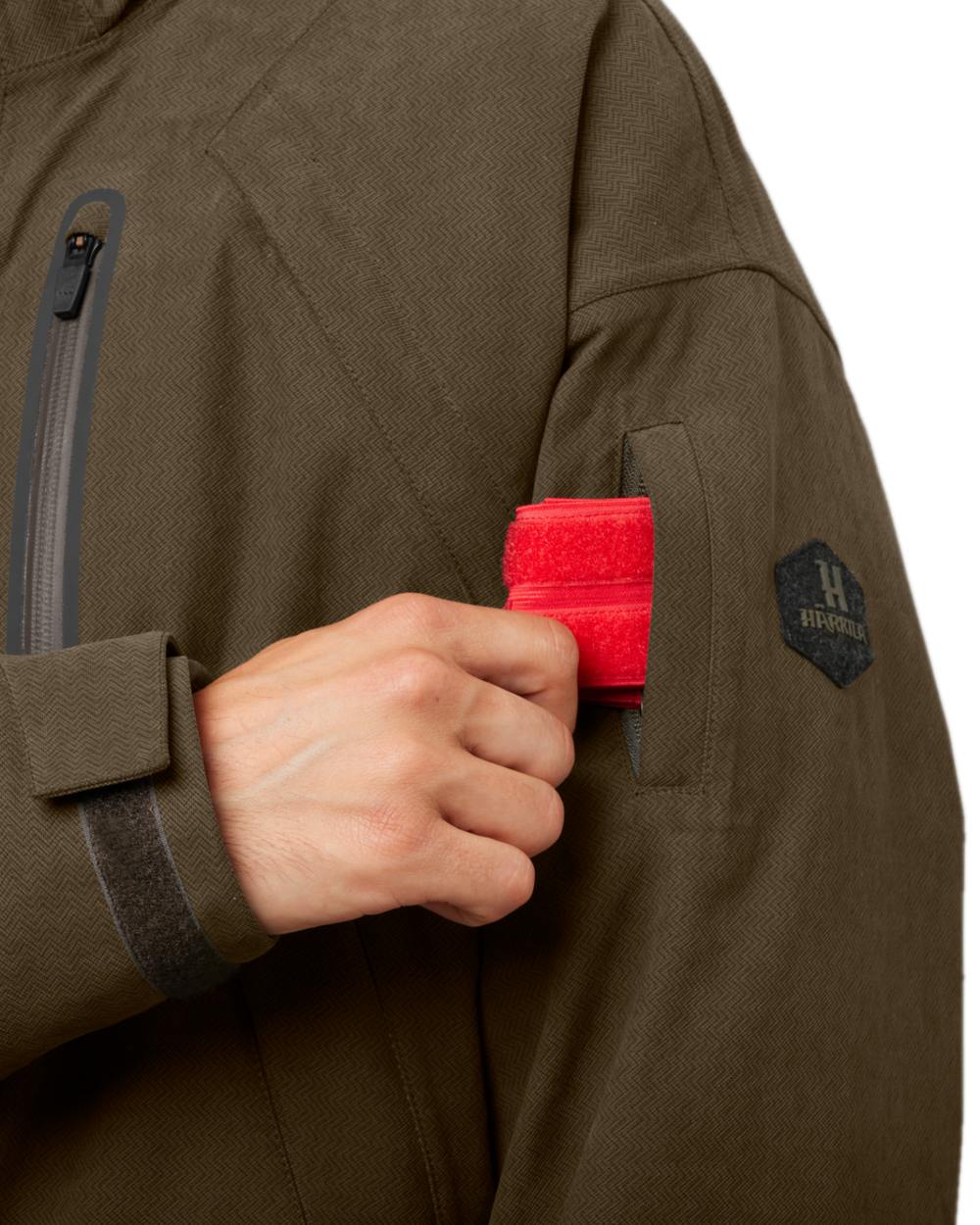Willow Green Coloured Harkila Driven Hunt HWS Insulated Jacket on white background #colour_willow-green