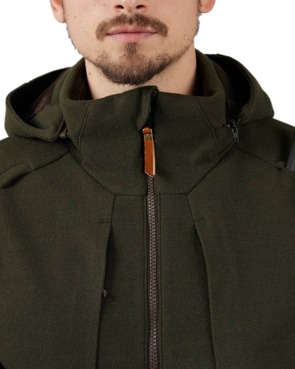 Willow Green Coloured Harkila Metso Hybrid Jacket on white background #colour_willow-green