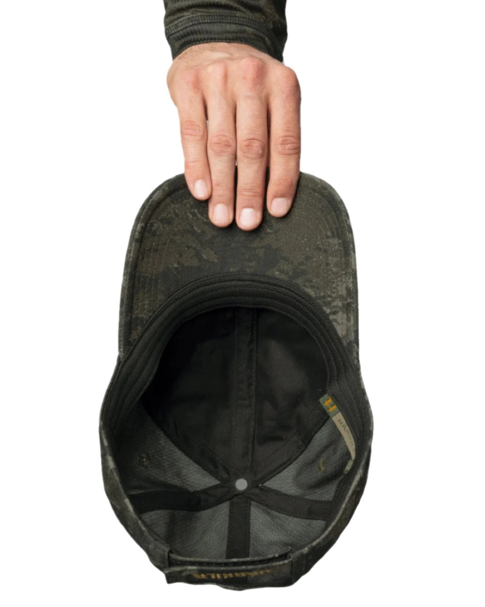 AXIS Black coloured Harkila Modi Camo Cap on white background #colour_axis-black