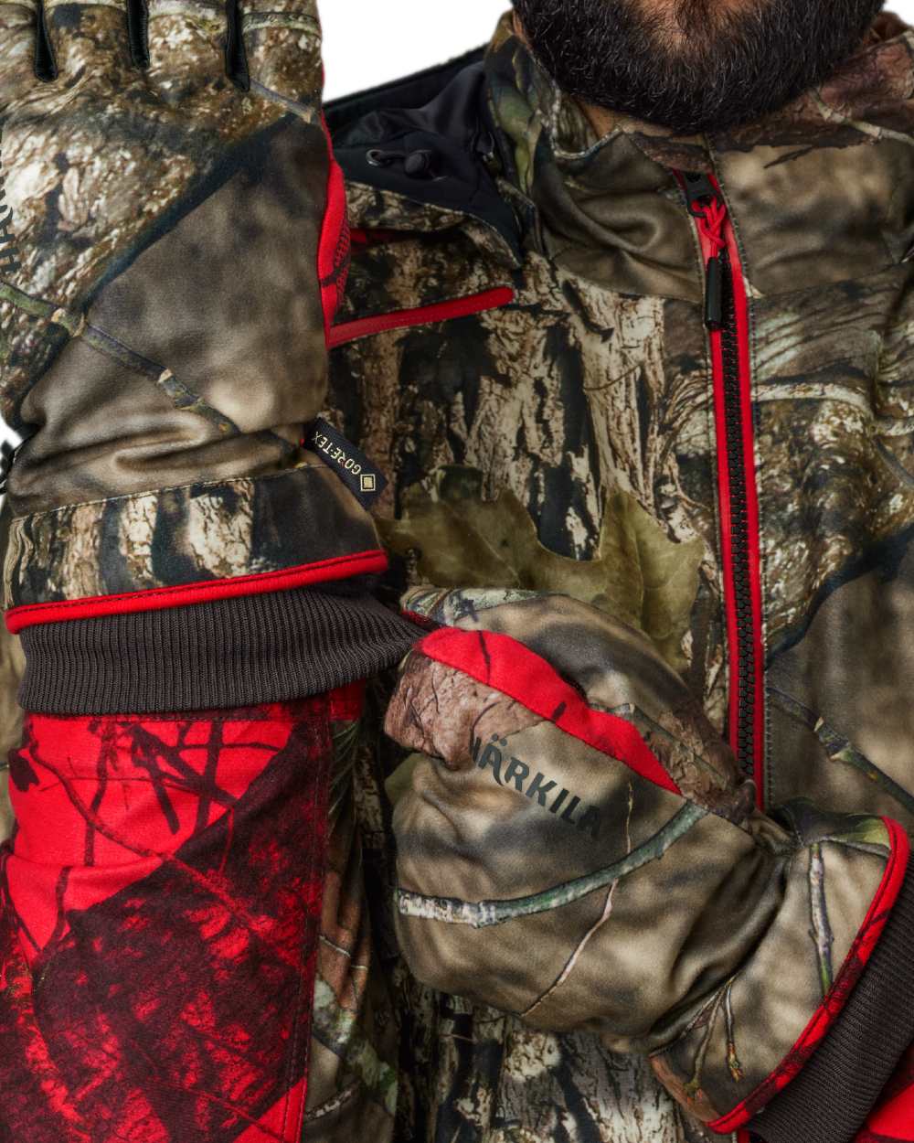 Mossy Oak Break-Up Country Mossy Oak Red Coloured Harkila Moose Hunter 2.0 GTX Gloves on white background #colour_mossy-oak-break-up-country-mossy-oak-red