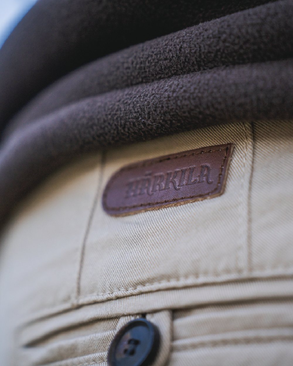 Sand Coloured Harkila Norberg Lady Chinos on outdoor background #colour_sand