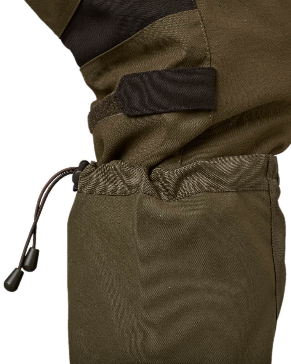 Willow Green Coloured Harkila Pro HWS Gaiters on white background #colour_willow-green