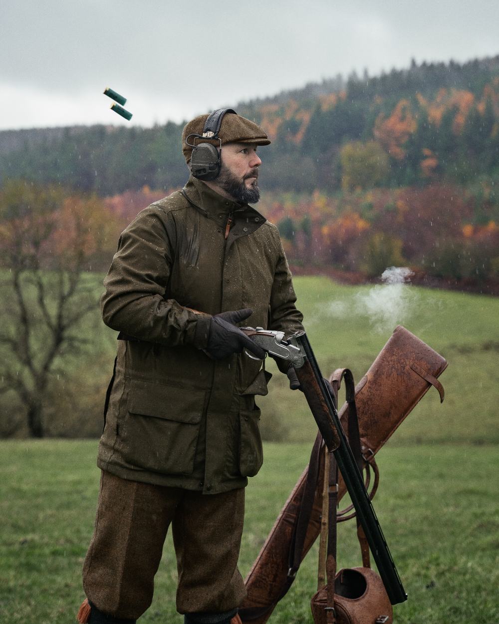 Willow Green Coloured Harkila Pro Hunter Shooting GTX Jacket on outdoor background #colour_willow-green