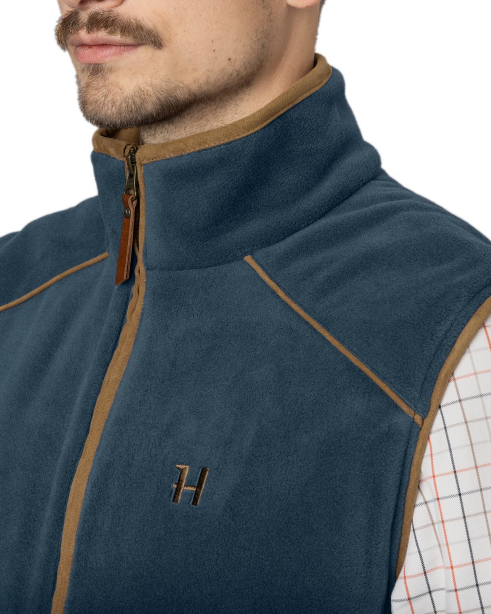 Blue Coloured Harkila Sandhem 200 Fleece Waistcoat on white background #colour_blue