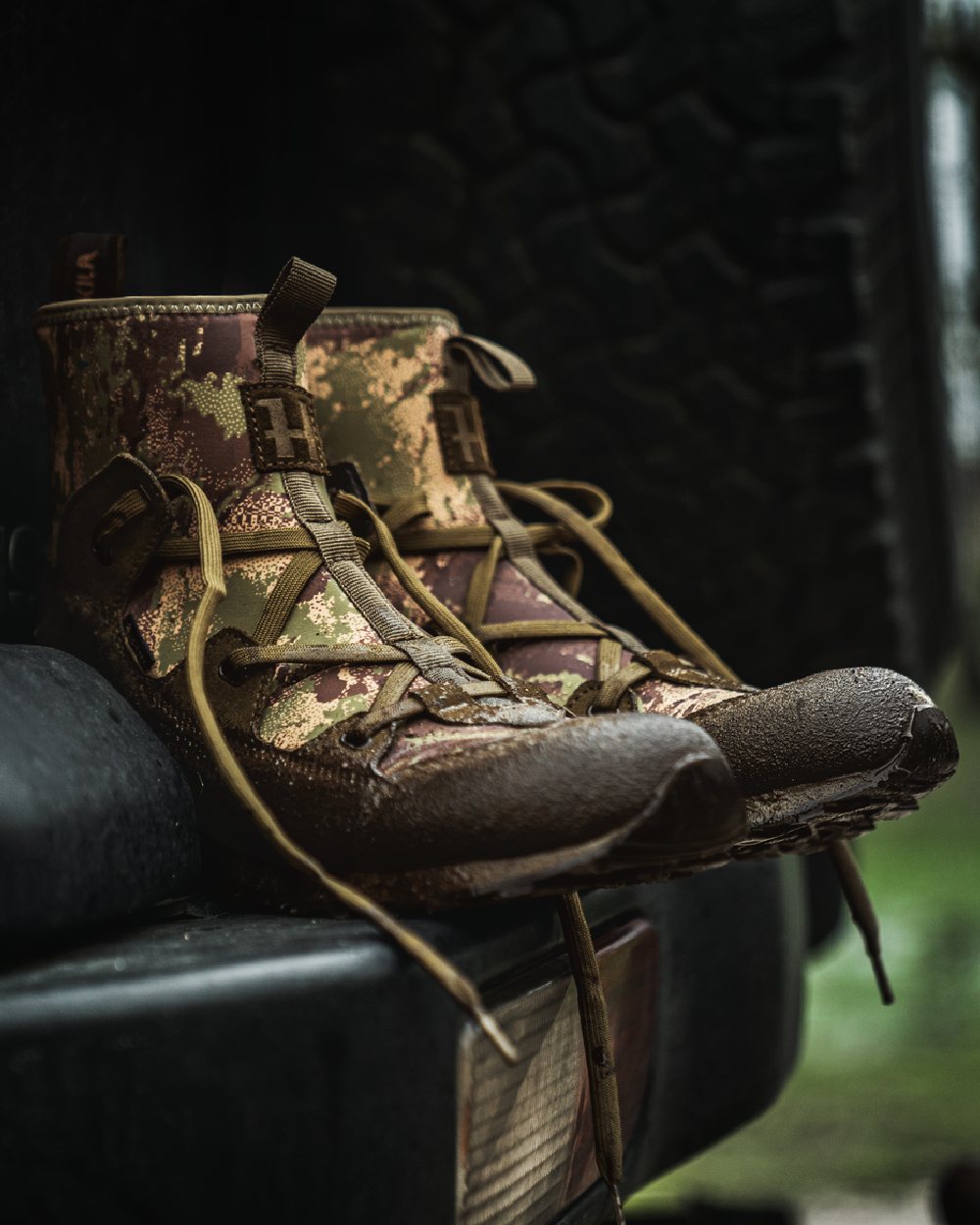 AXIS Forest Coloured Harkila Stalking Sneaker GTX Boots on outdoor background #colour_axis-forest