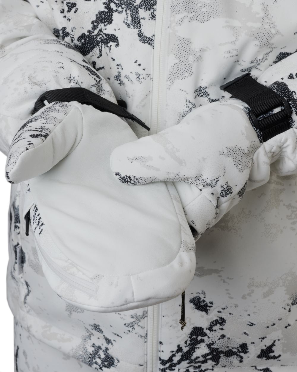 AXIS Snow Coloured Harkila Winter Active WSP Insulated Mittens on white background #colour_axis-snow