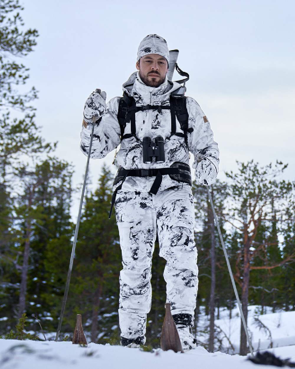 AXIS Snow Coloured Harkila Winter Active WSP Jacket on snow background #colour_axis-snow