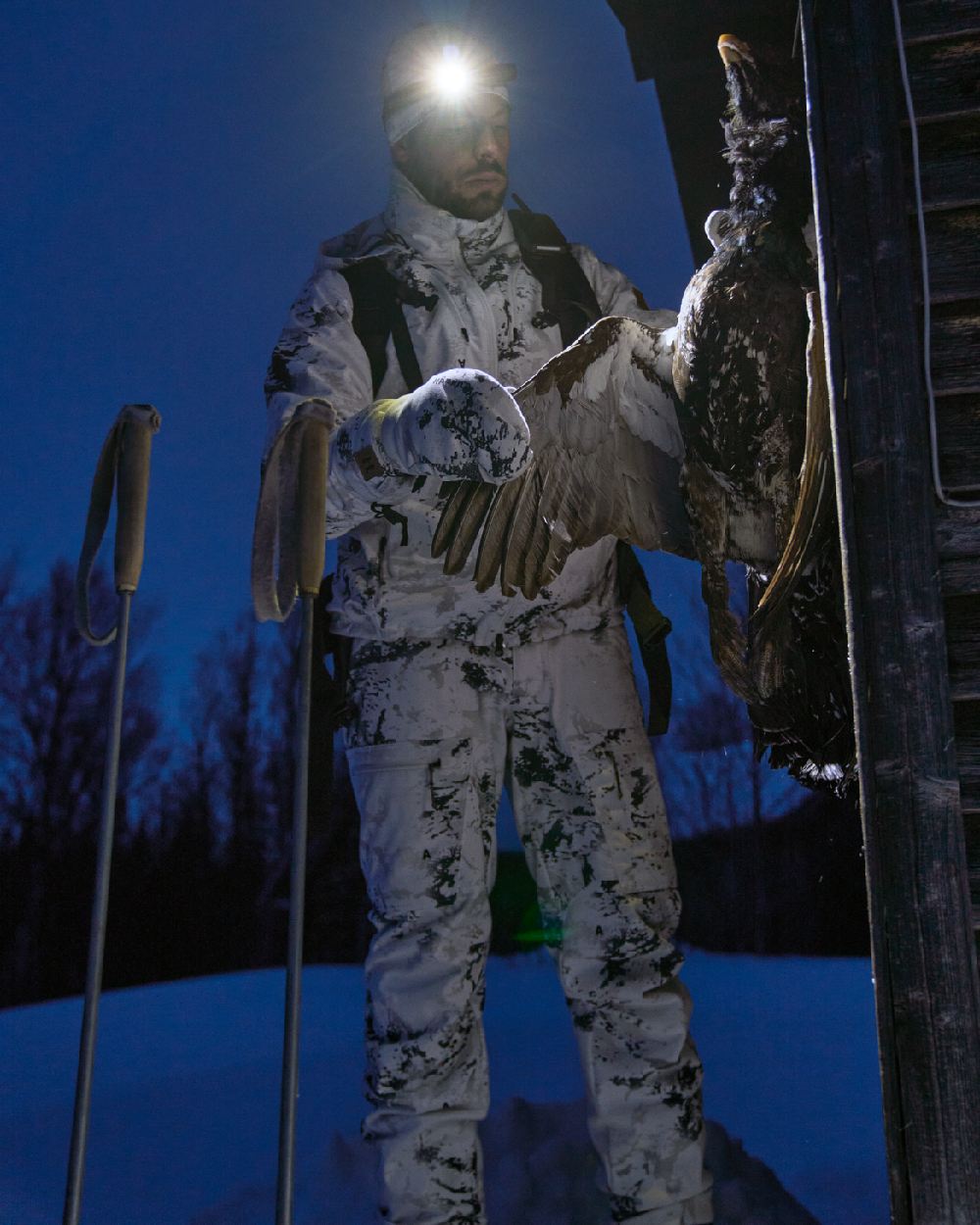 AXIS Snow Coloured Harkila Winter Active WSP Jacket on snow background #colour_axis-snow