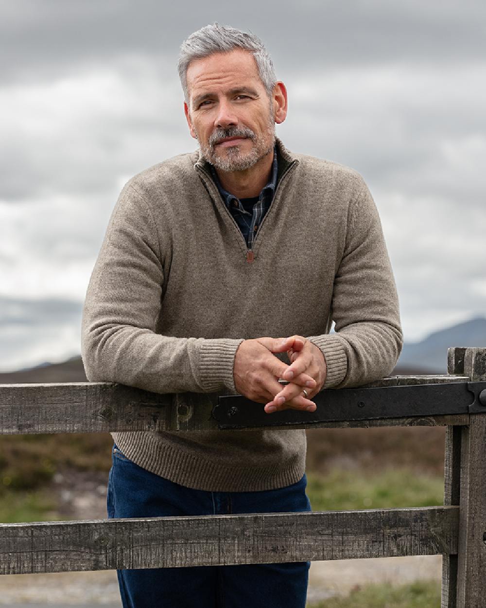 Oatmeal Marl Coloured Hoggs of Fife Lothian II Quarter Zip Pullover on sky background #colour_oatmeal-marl