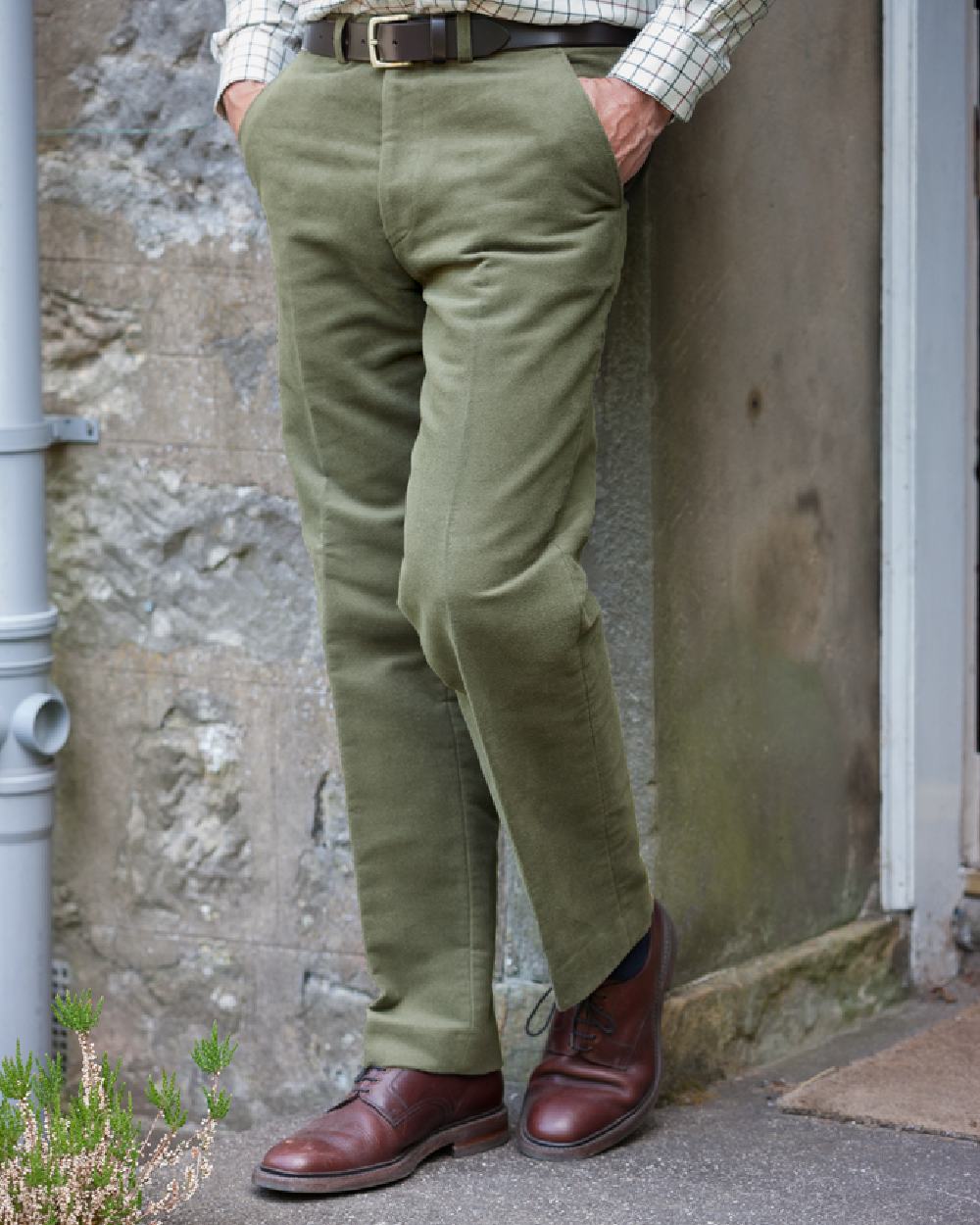Lovat Coloured Hoggs of Fife Monarch II Moleskin Jeans on wall background #colour_lovat