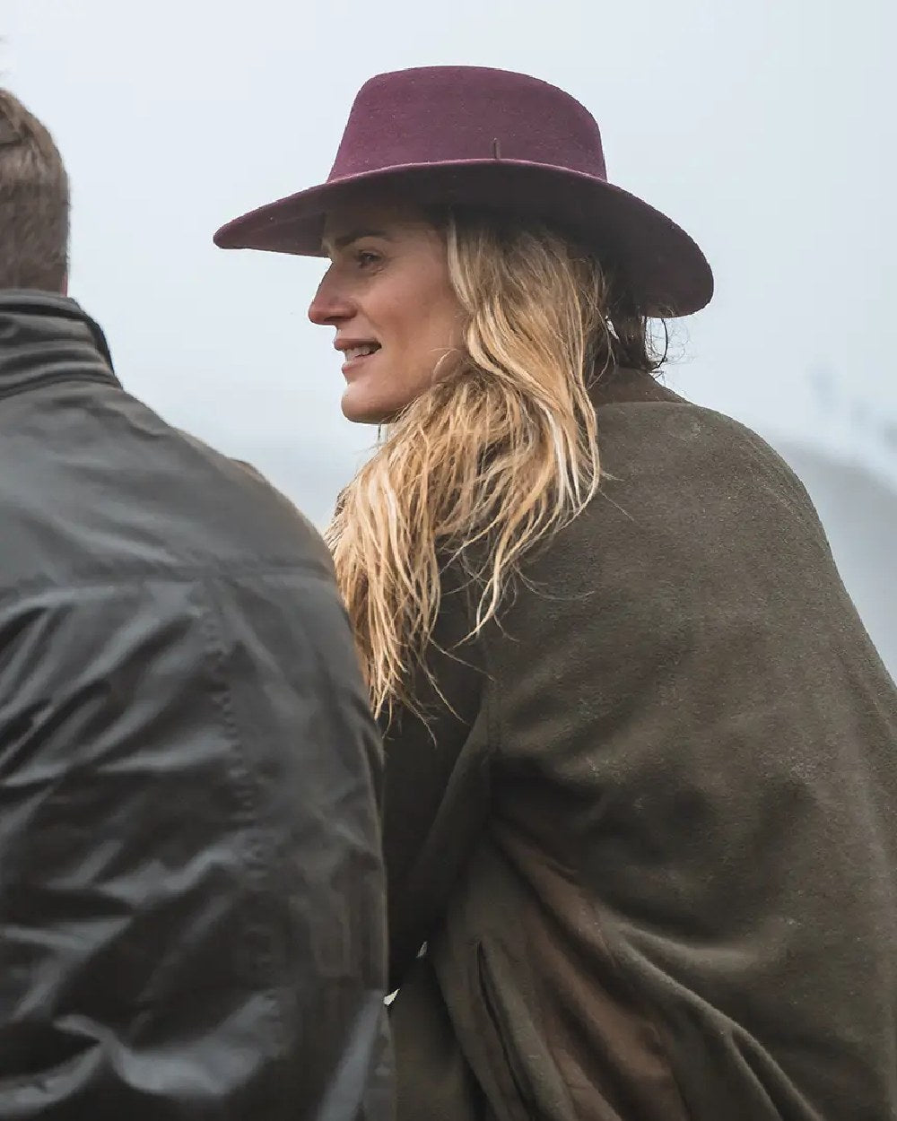 Merlot Coloured Hoggs of Fife Perth Crushable Felt Hat on fog background #colour_merlot