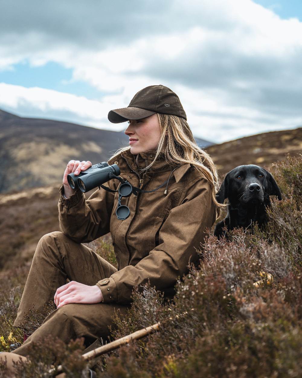 Field Green Coloured Hoggs of Fife Rannoch Ladies Hunting Jacket on mountain background #colour_field-green
