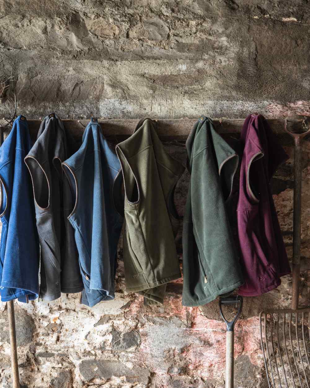 Slate Grey coloured Hoggs of Fife Stenton Technical Fleece Gilet on outdoor background #colour_slate-grey