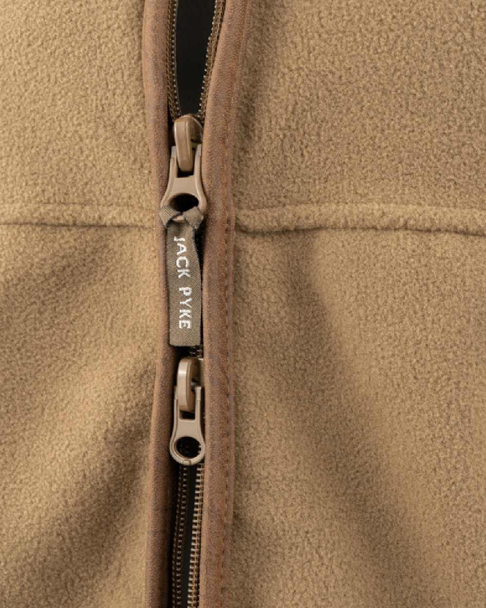Barley coloured Jack Pyke Countryman Fleece Gilet on white background #colour_barley