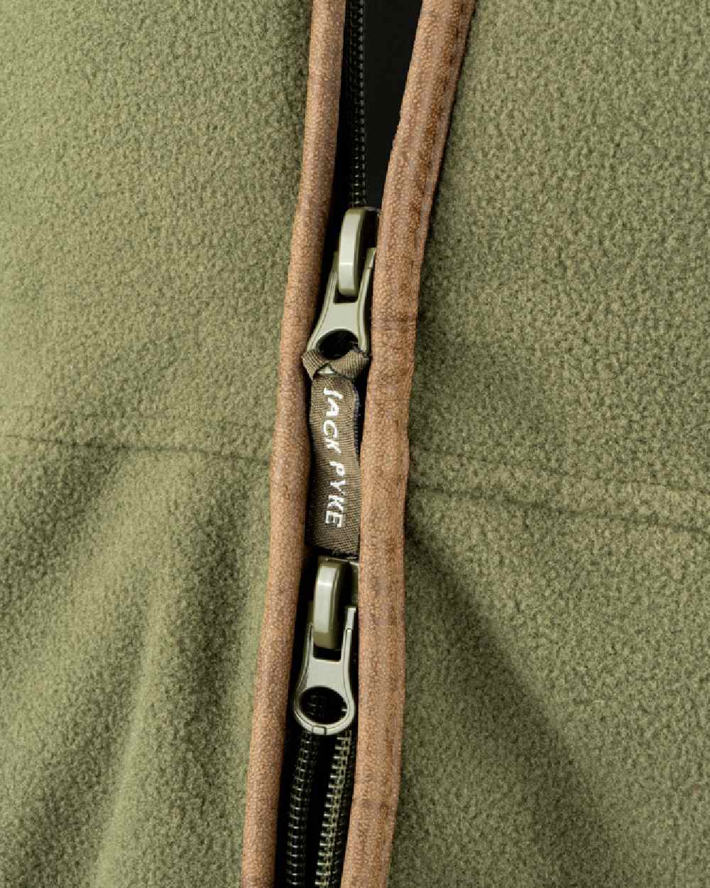 Light Olive coloured Jack Pyke Countryman Fleece Gilet on white background #colour_light-olive