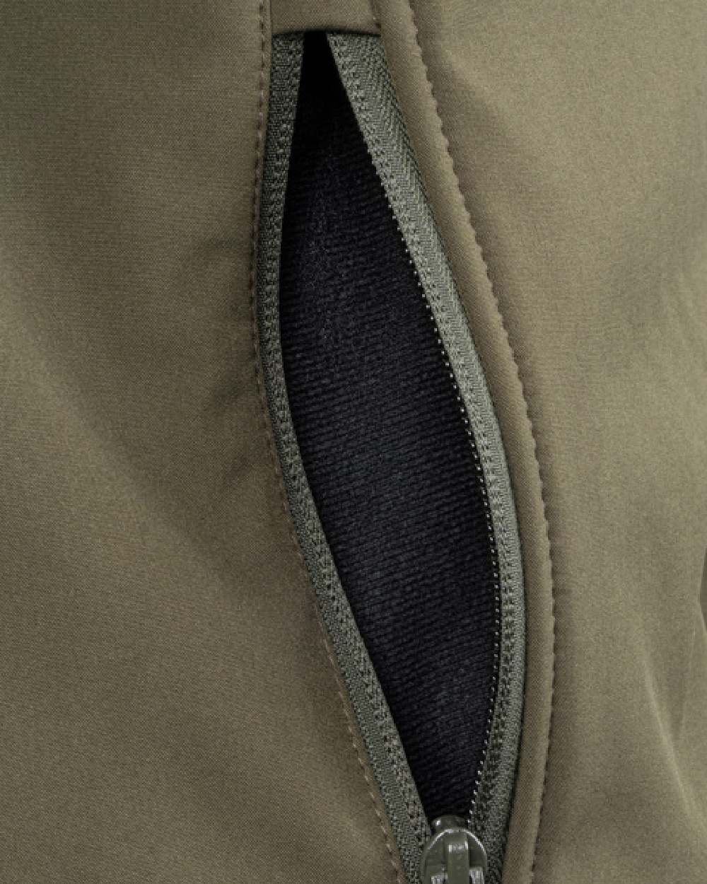 Green coloured Jack Pyke County Softshell Jacket on white background #colour_green