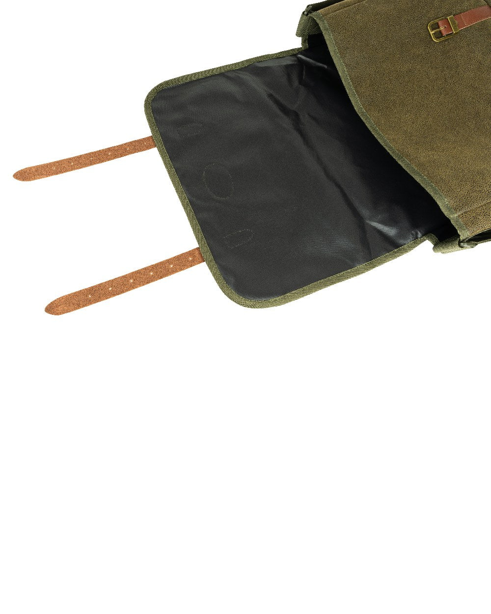 Green coloured Jack Pyke Duotex Dog Bag on white background #colour_green