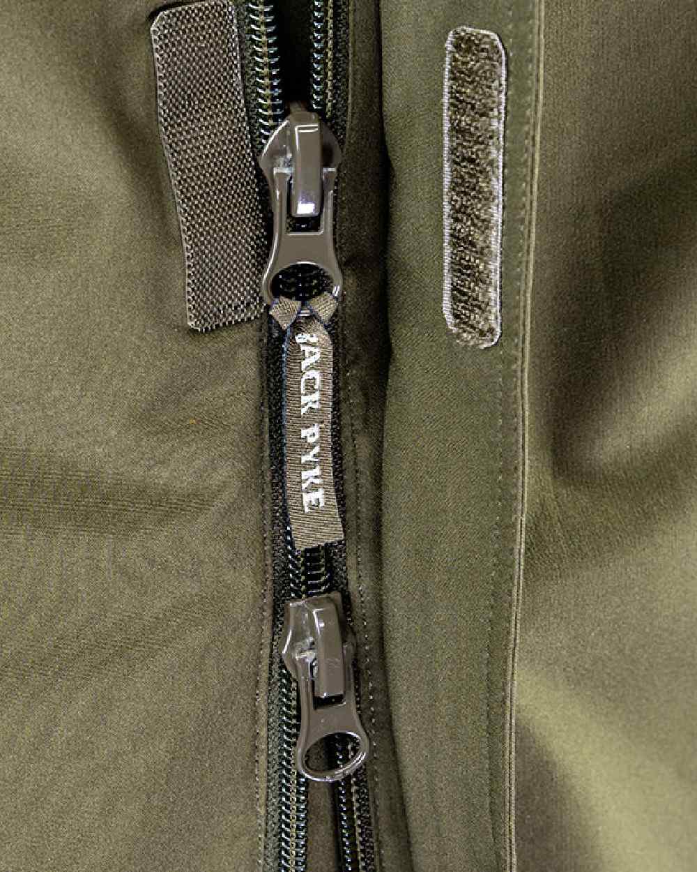 Green coloured Jack Pyke Pro-Lite Hunters Jacket on white background #colour_green