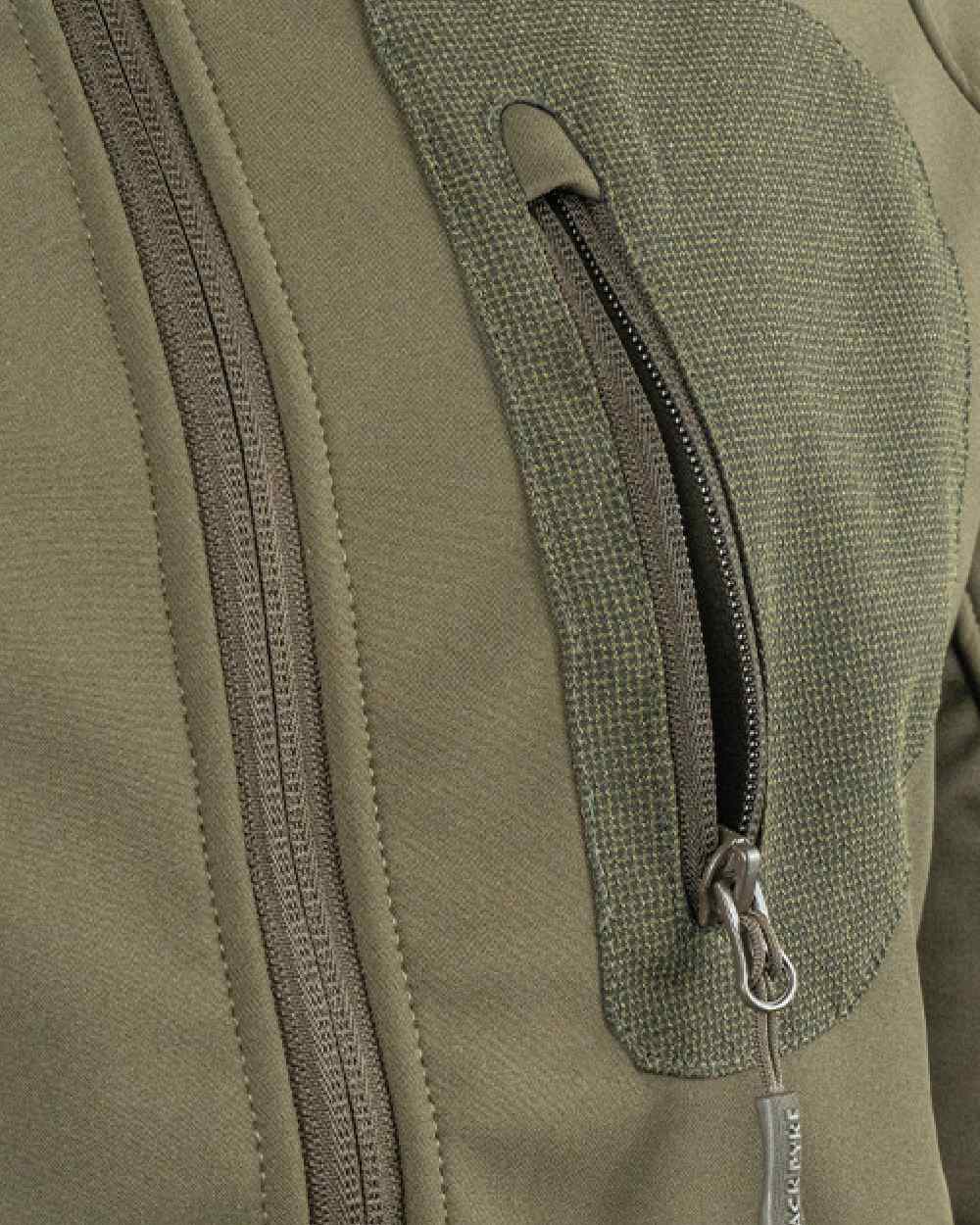 Green coloured Jack Pyke Weardale Softshell Jacket on white background #colour_green