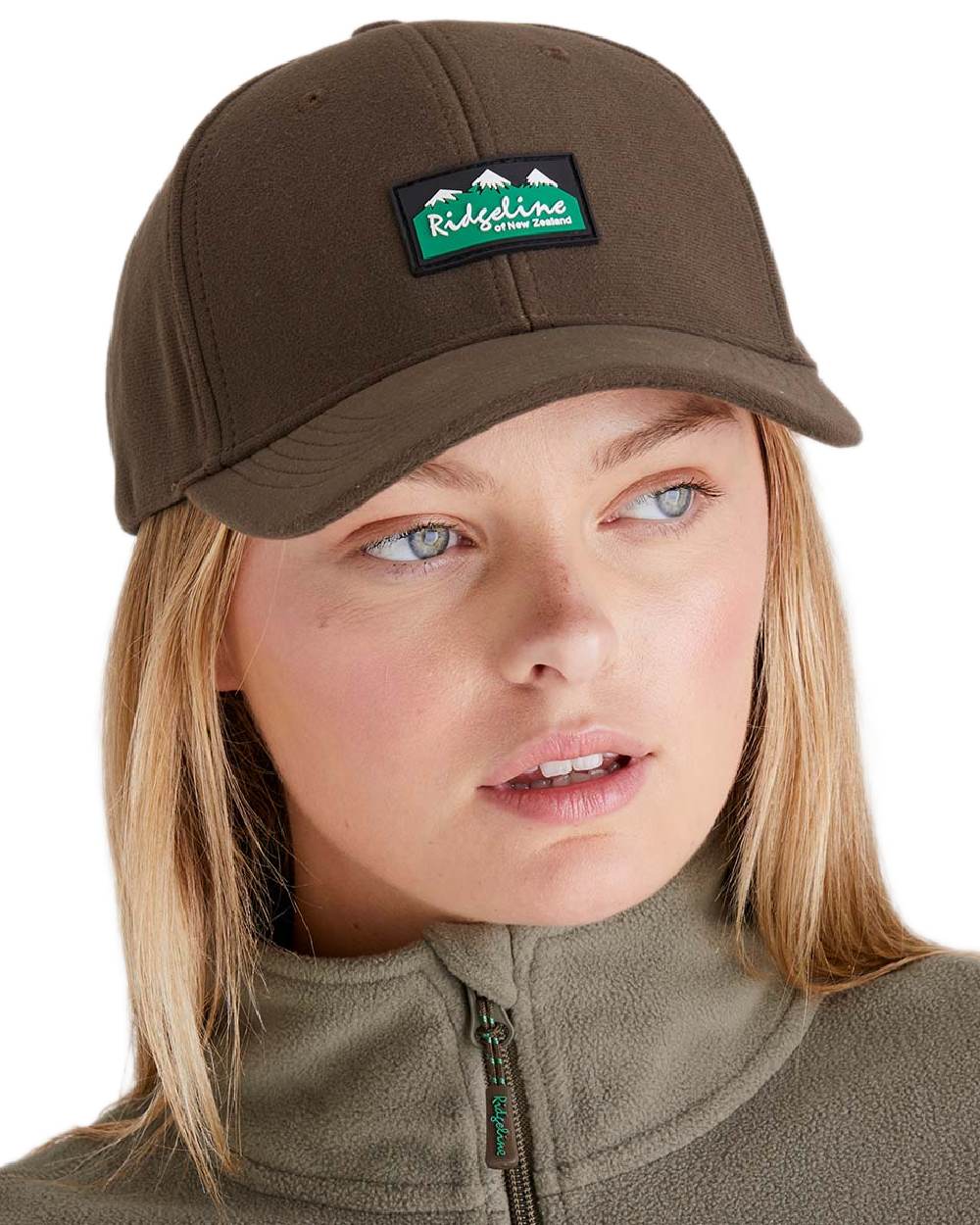Bark Coloured Ridgeline Monsoon Classic Cap on white background #colour_bark
