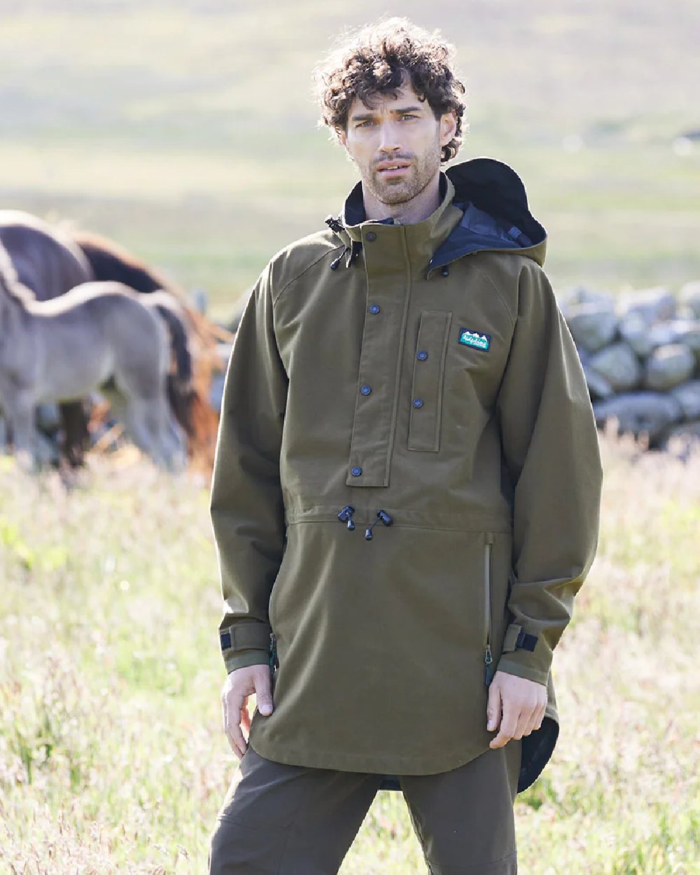 Teak Coloured Ridgeline Monsoon Classic Waterproof Smock on outdoor background #colour_teak