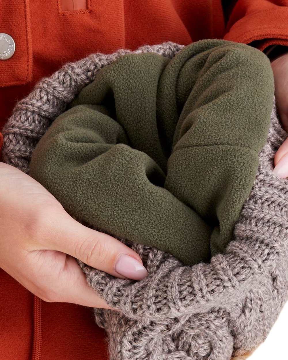 Mushroom Coloured Ridgeline Nordic Fleck Bobble Hat on white background #colour_mushroom