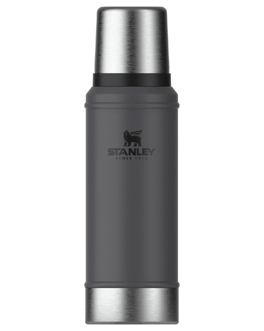 Charcoal coloured Stanley Classic Legendary Bottle 0.75L on white background #colour_charcoal