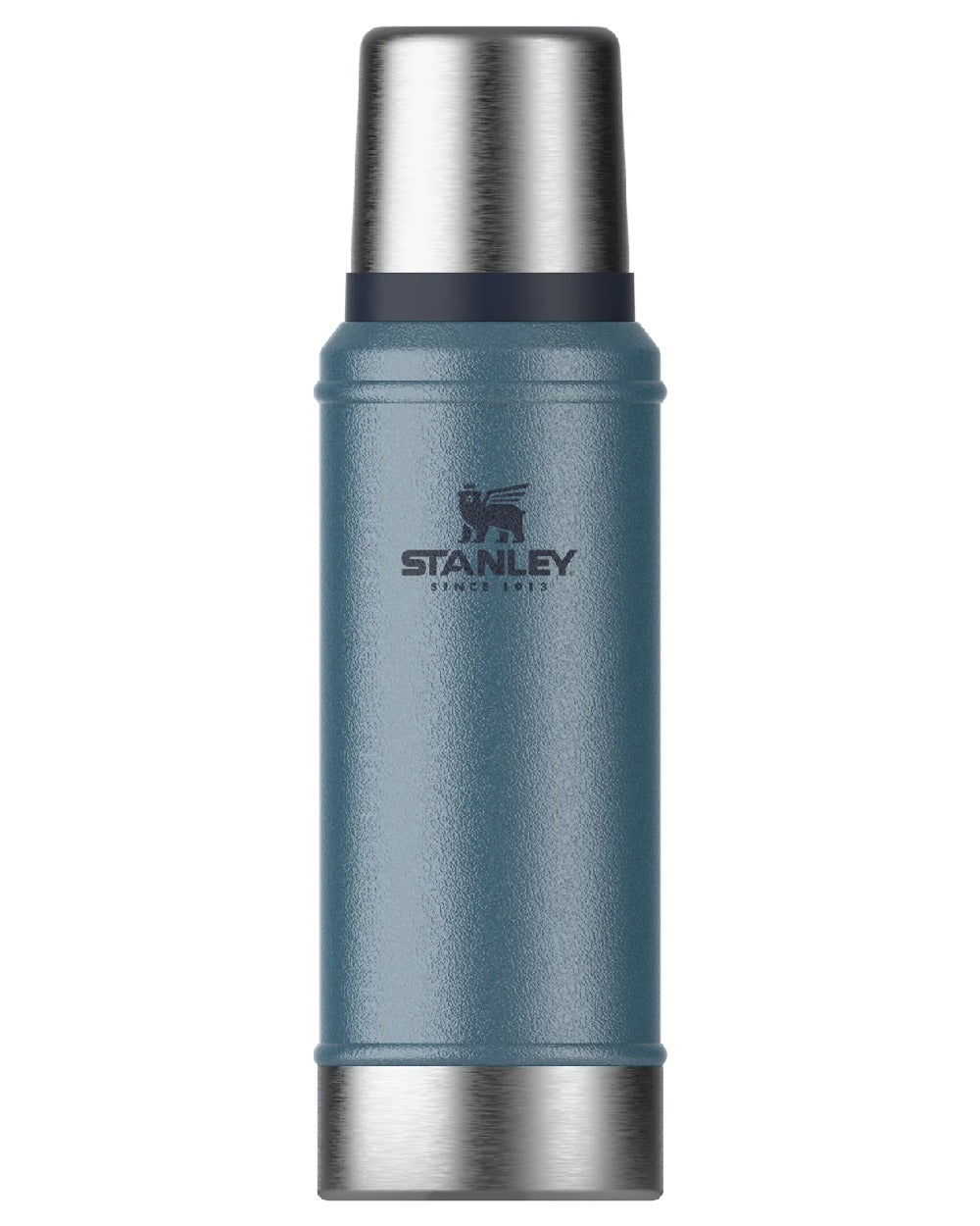 Hammertone Lake coloured Stanley Classic Legendary Bottle 0.75L on white background #colour_hammertone-lake