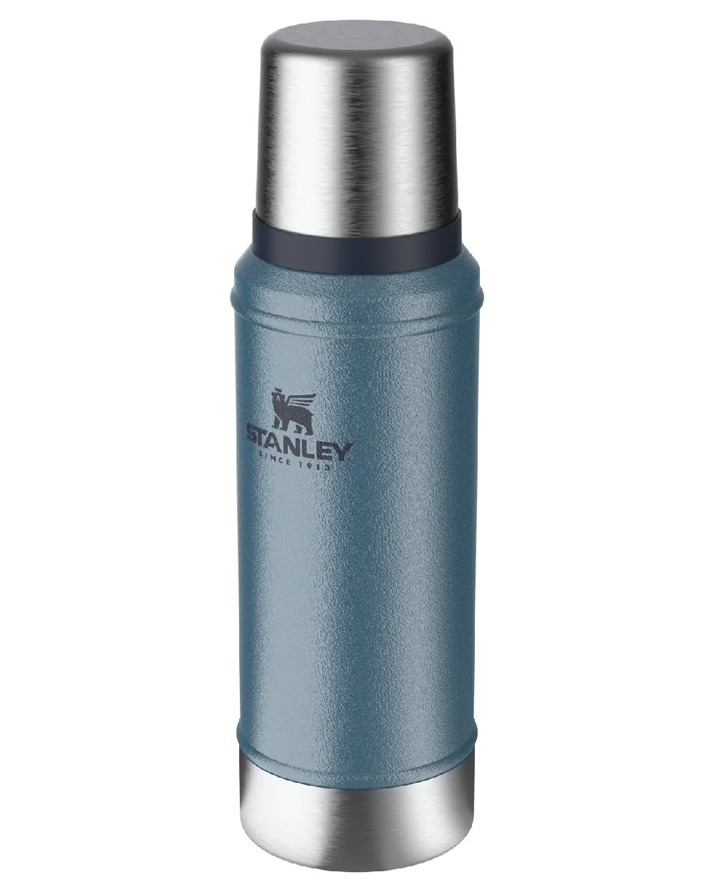 Hammertone Lake coloured Stanley Classic Legendary Bottle 0.75L on white background #colour_hammertone-lake