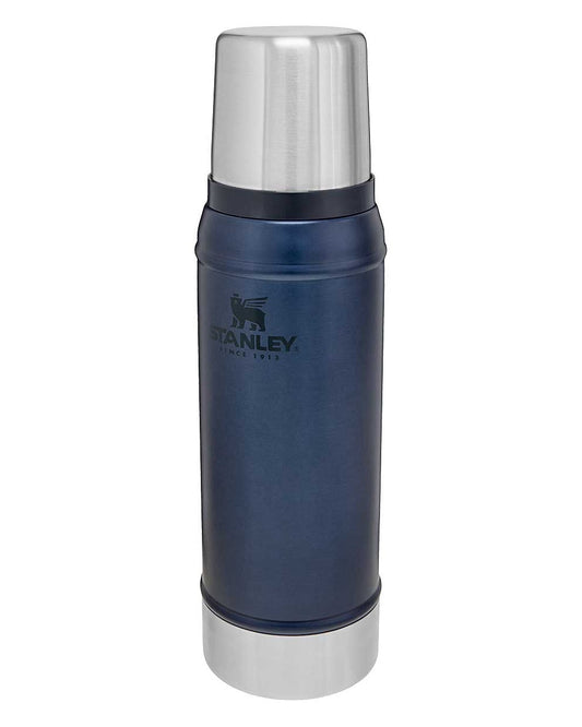 Nightfall coloured Stanley Classic Legendary Bottle 0.75L on white background #colour_nightfall