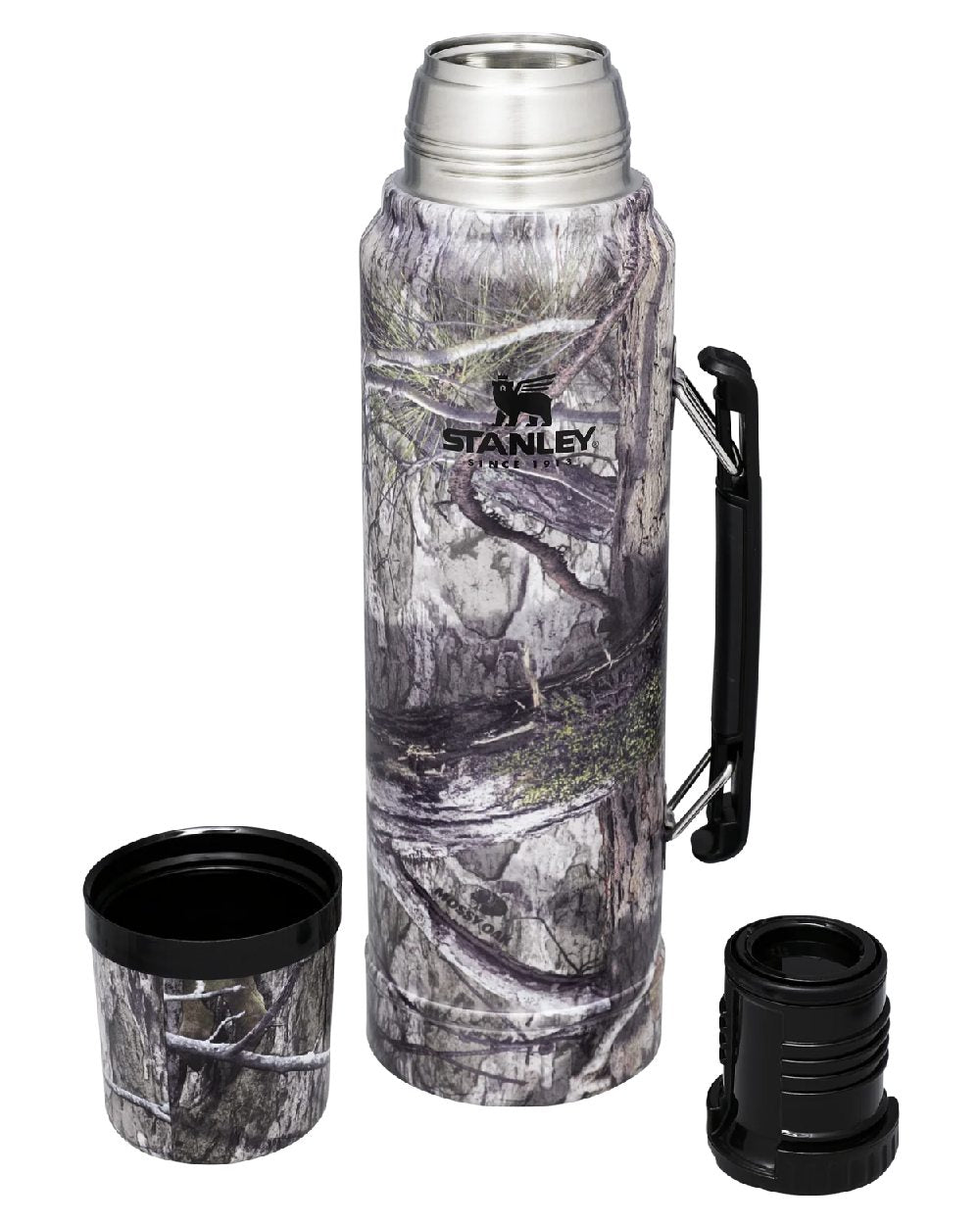 Mossy Oak Country DNA coloured Stanley Classic Legendary Bottle 1.0L on white background #colour_mossy-oak-country-dna