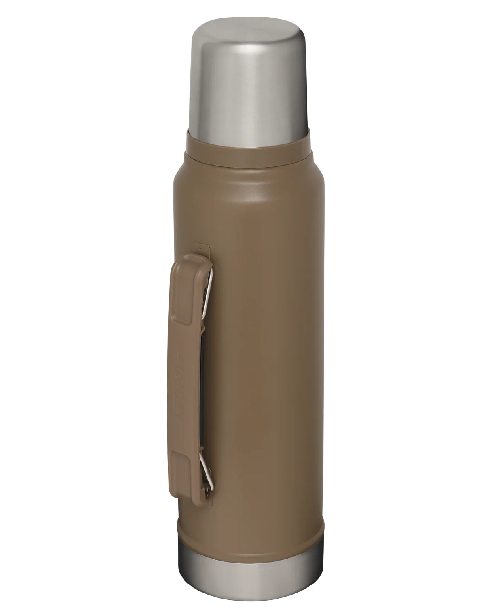 Peter Perch Tan coloured Stanley Classic Legendary Bottle 1.0L on white background #colour_peter-perch-tan