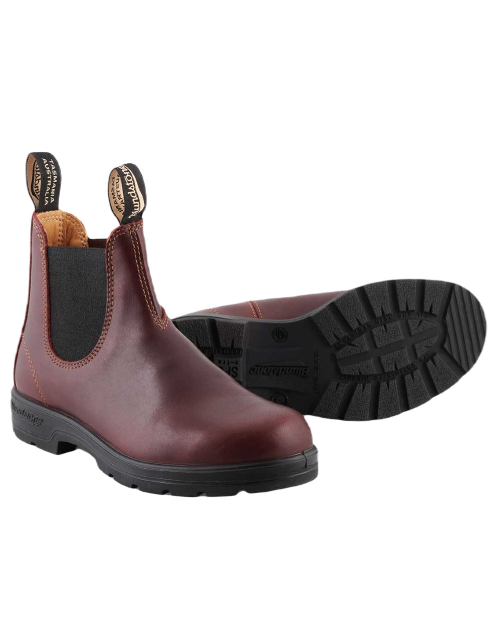 Redwood Coloured Blundstone 1440 Redwood Leather Chelsea Boots On A White Background #colour_redwood