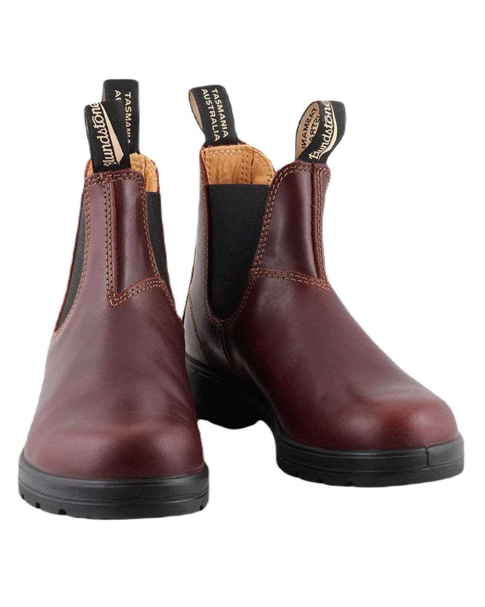 Redwood Coloured Blundstone 1440 Redwood Leather Chelsea Boots On A White Background #colour_redwood