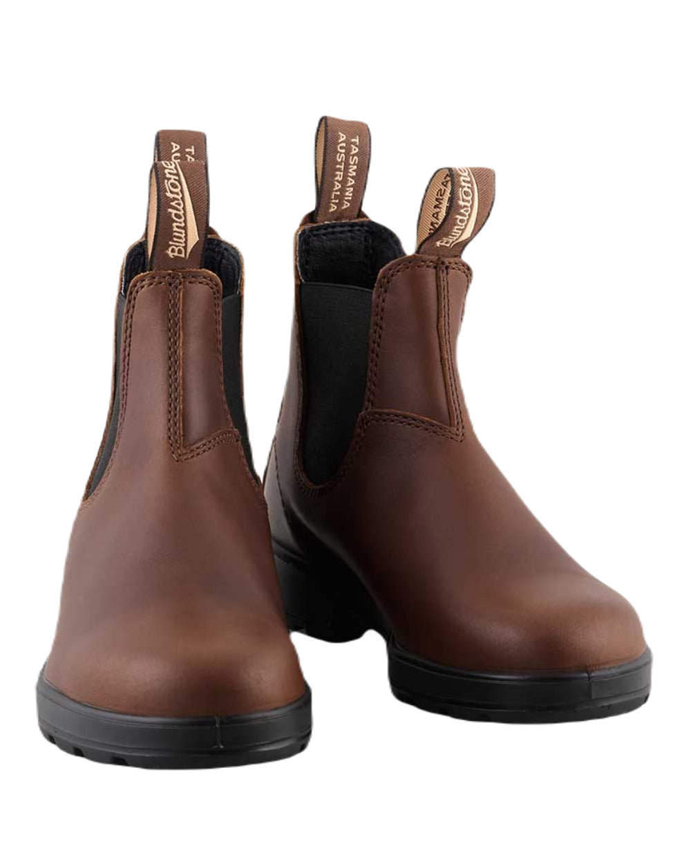 Sierra Brown coloured Blundstone 2305 Brown Leather Chelsea Boots on white background #colour_sierra-brown