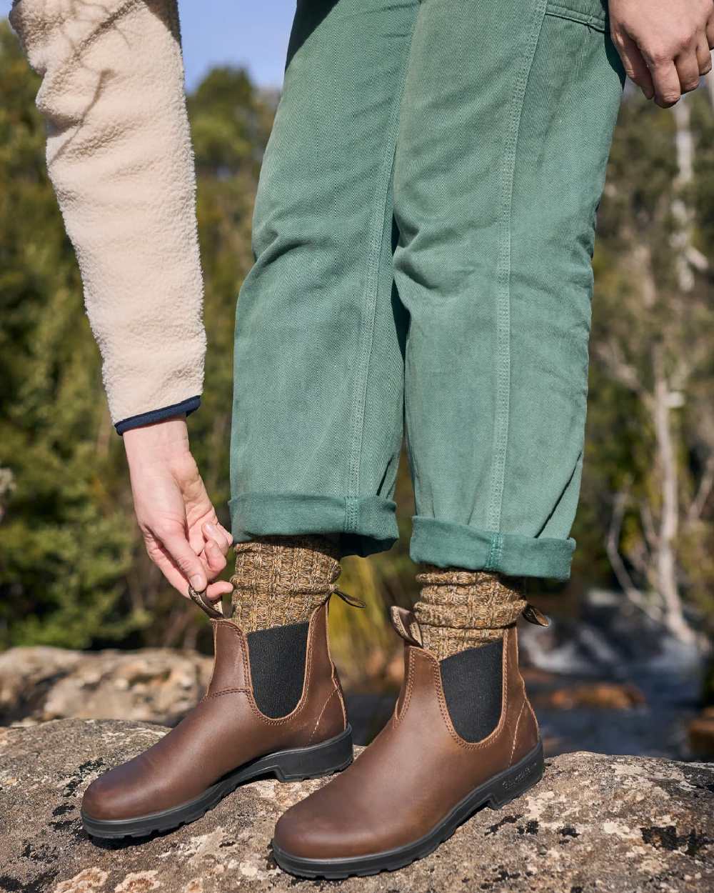 Sierra Brown coloured Blundstone 2305 Brown Leather Chelsea Boots on forest background #colour_sierra-brown